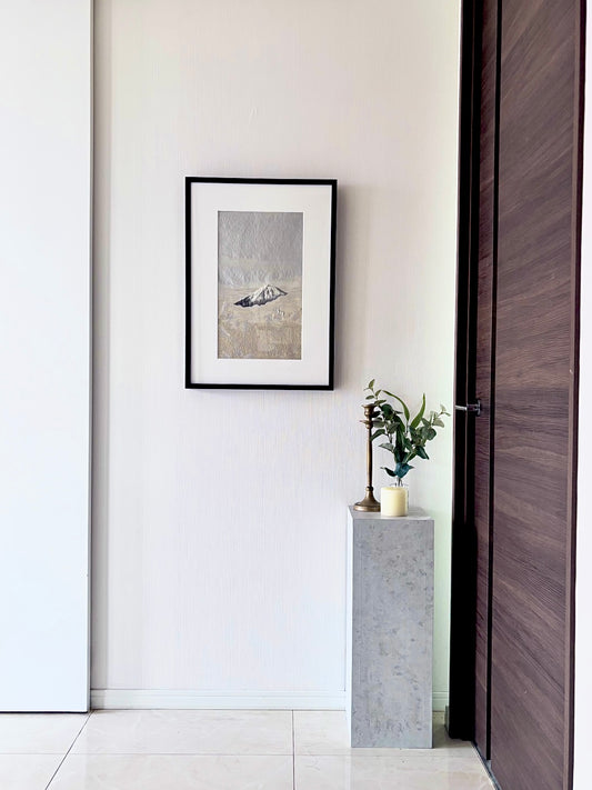 Picture frame +  an obi (displaying at HISUI TOKYO)