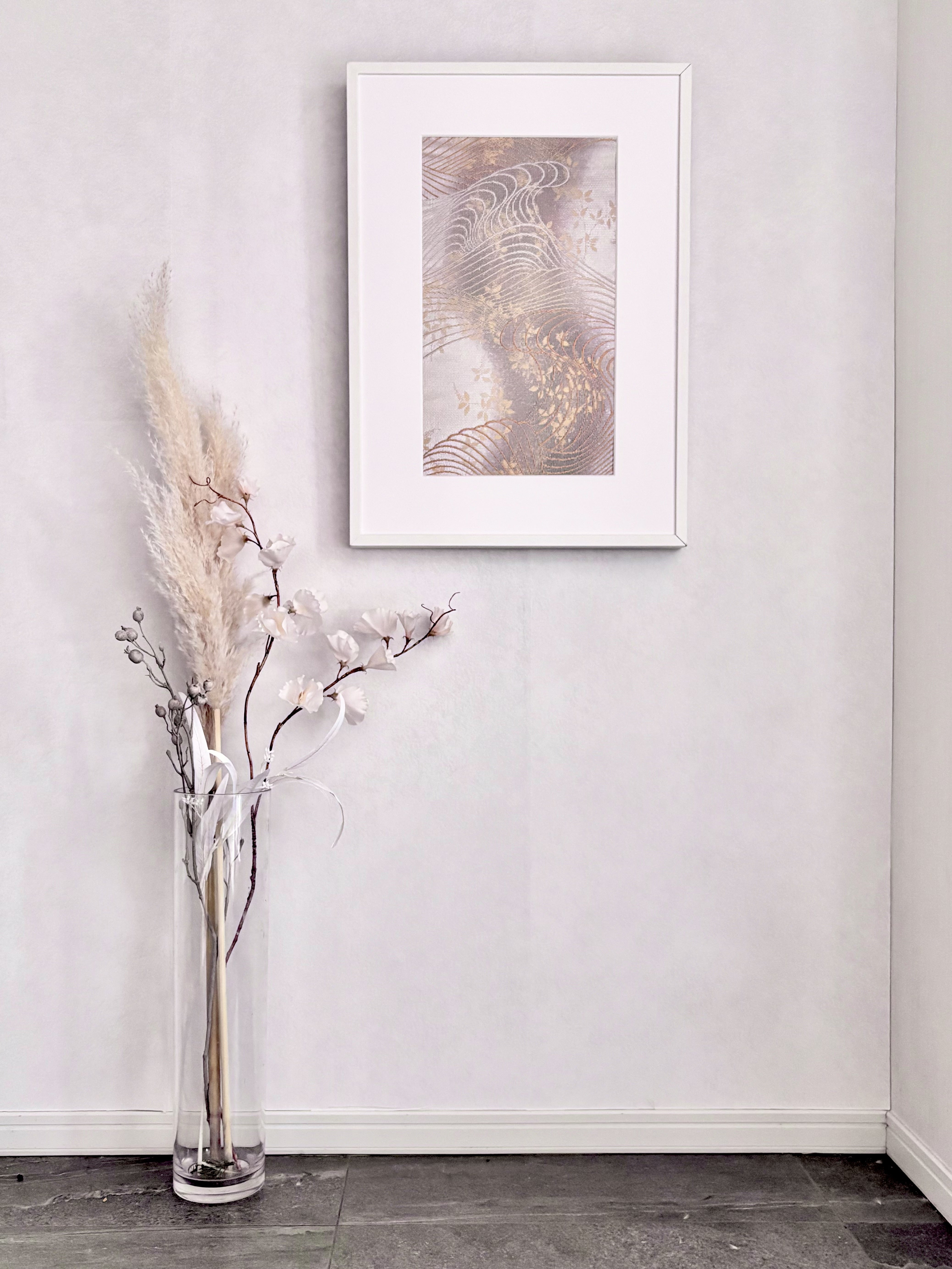 Obi Wall Art frame only (frame color: white). – SAKURA JAPAN