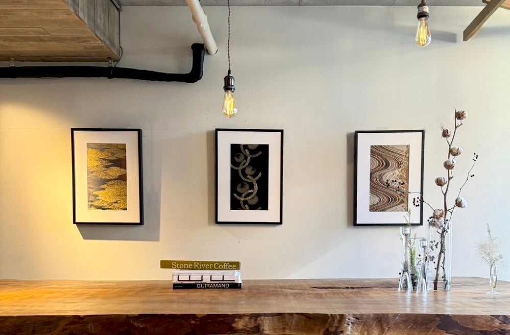 帯を差し替えるだけで新しい表情に｜掛け替え簡単なウォールアート